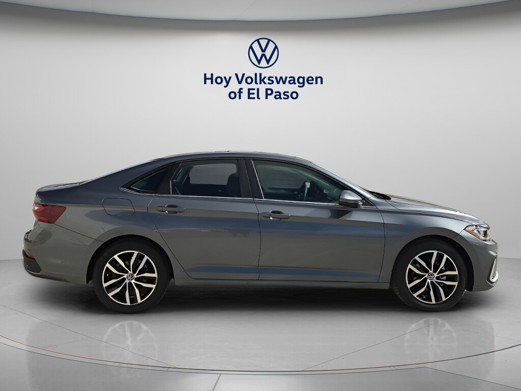 New 2026 Volkswagen Jetta 1.5T SE Sedan
