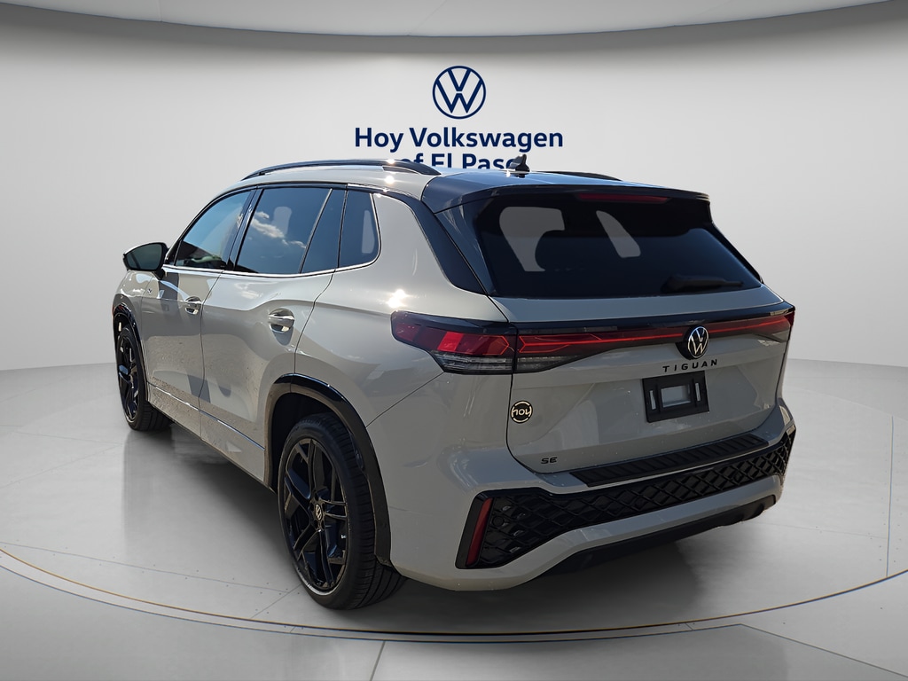 New 2026 Volkswagen Tiguan SE R-Line Black SUV