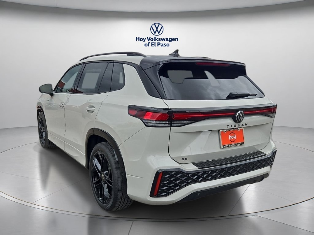 New 2026 Volkswagen Tiguan SE R-Line Black SUV