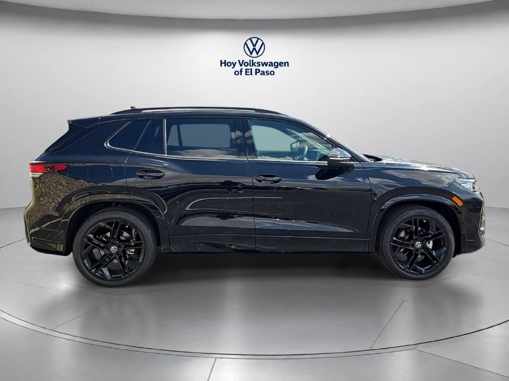 New 2026 Volkswagen Tiguan SE R-Line Black SUV