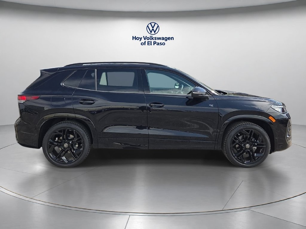New 2026 Volkswagen Tiguan SE R-Line Black SUV