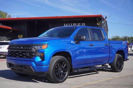 2022 Chevrolet Silverado 1500 Custom Truck Crew Cab