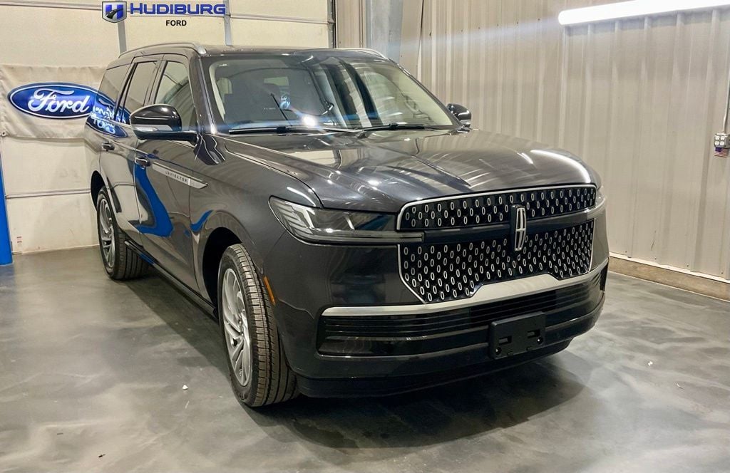 2025 Lincoln Navigator