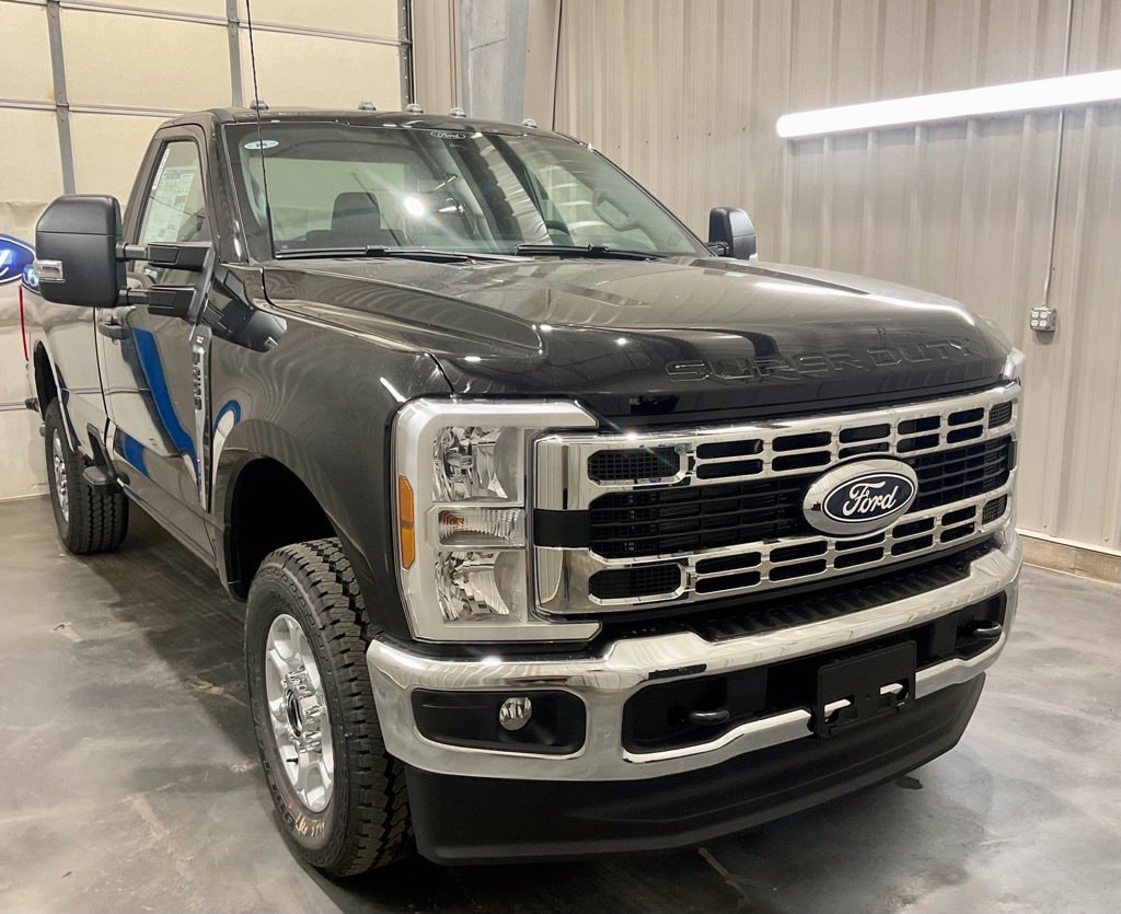 2027 Ford F-250 Super Duty XLT