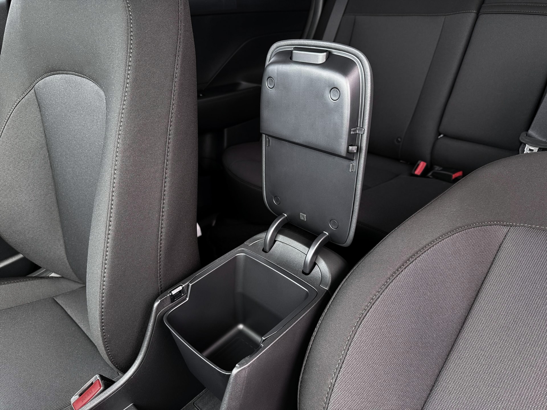 2026 Hyundai Kona SEL Sport - Photo 19