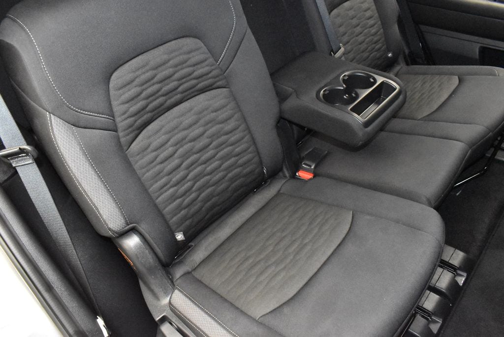 2025 Nissan Pathfinder SV - Photo 28