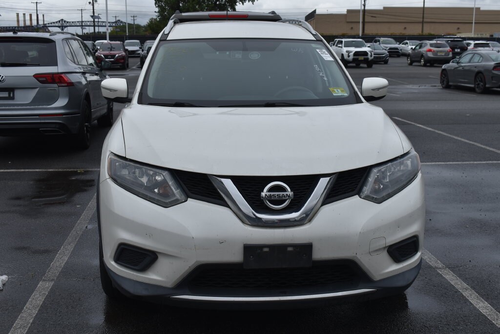 Used 2015 Nissan Rogue SV SUV