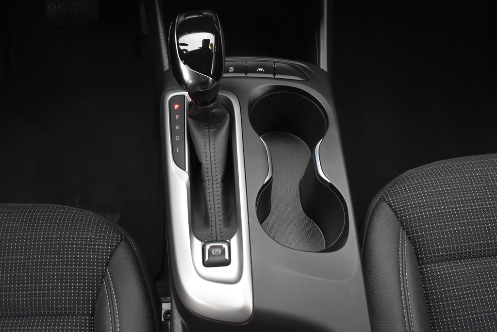 2025 Buick Envista Preferred - Photo 25