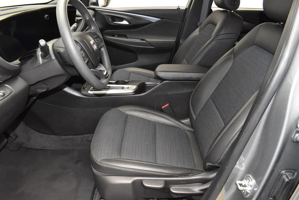 2025 Buick Envista Preferred - Photo 12