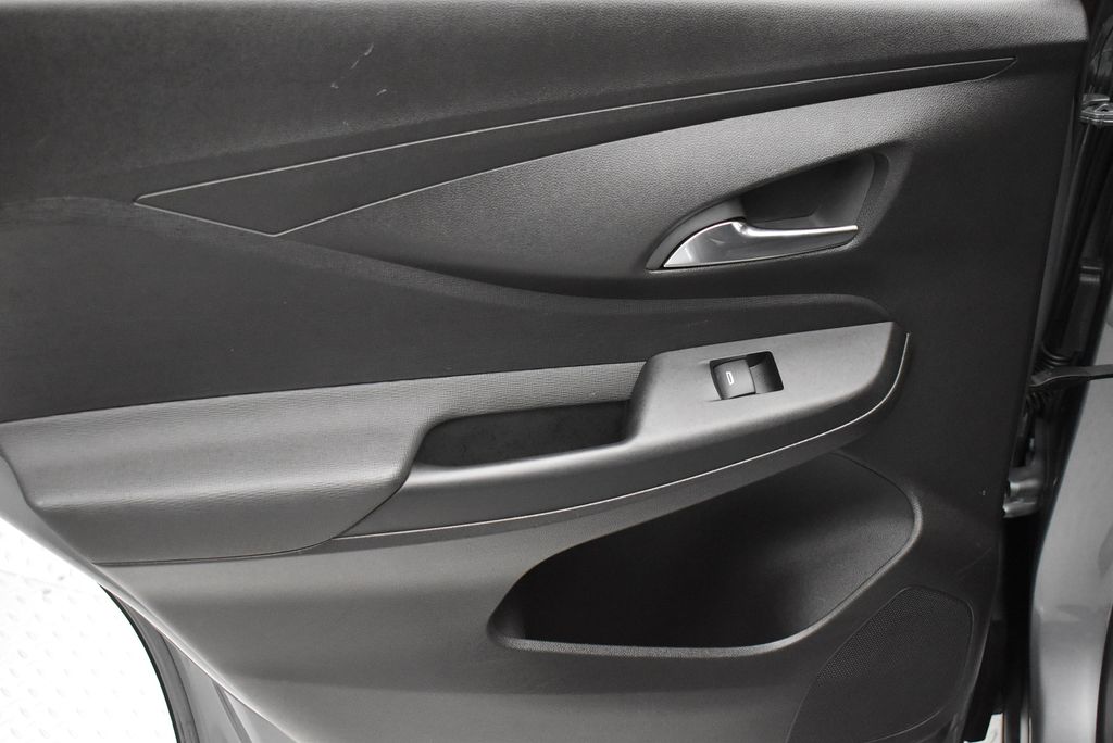 2025 Buick Envista Preferred - Photo 29