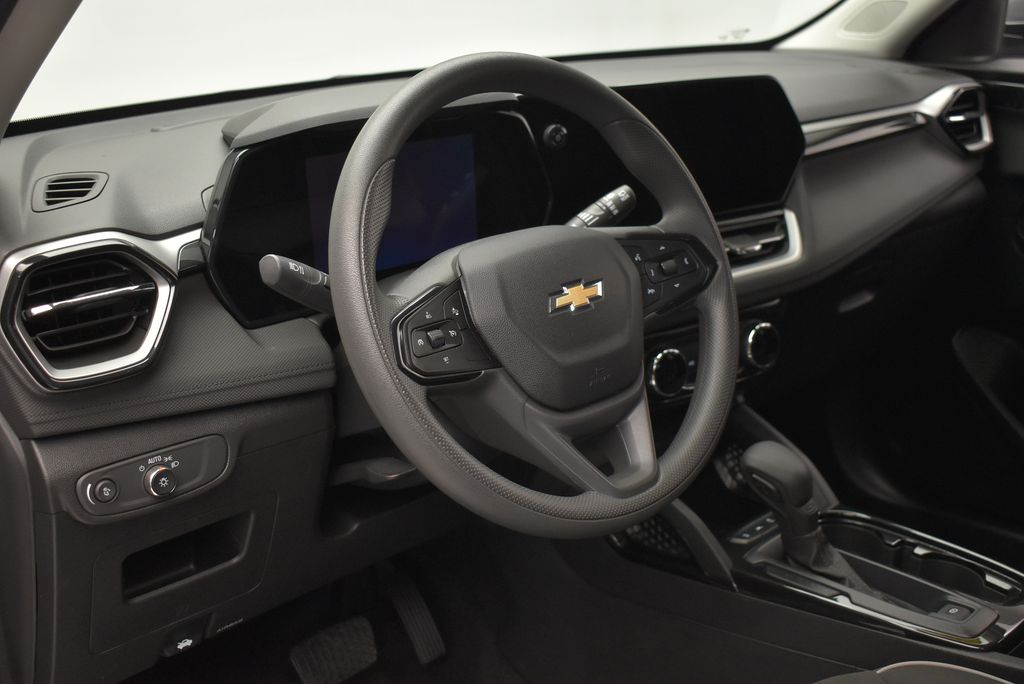 2025 Chevrolet Trailblazer LT - Photo 14