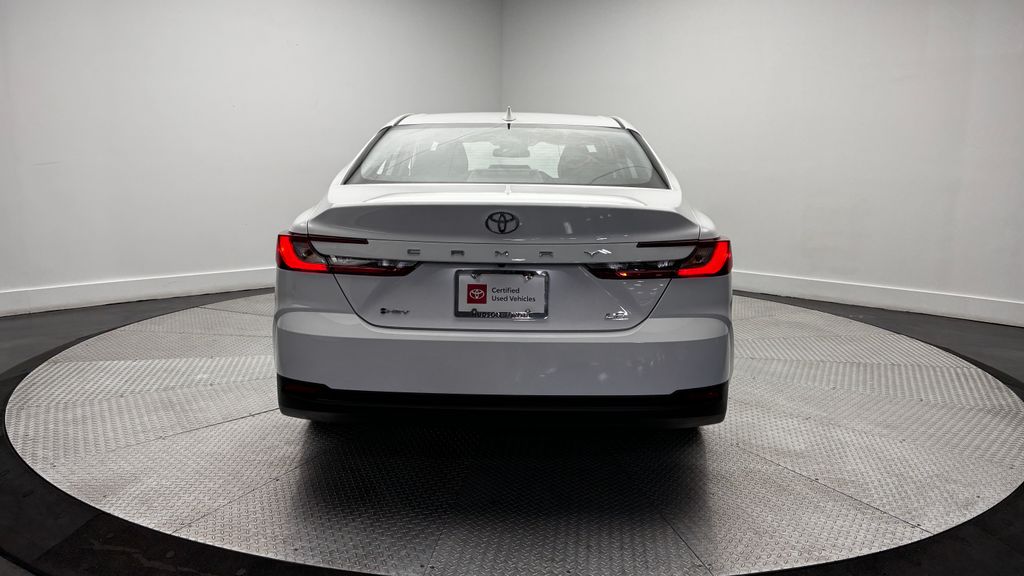 2026 Toyota Camry LE - Photo 27