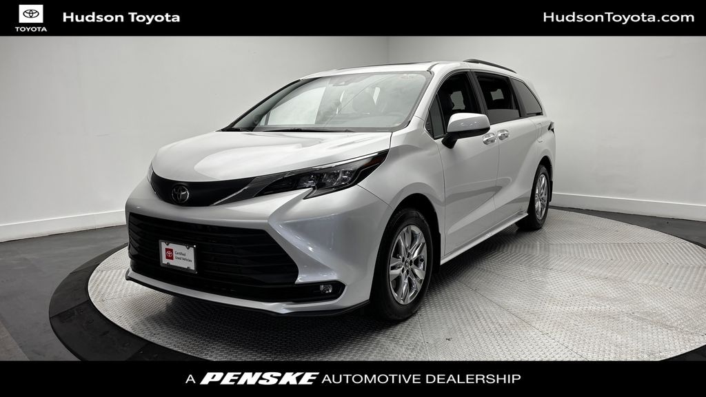 Certified 2026 Toyota Sienna XLE Van Passenger Van