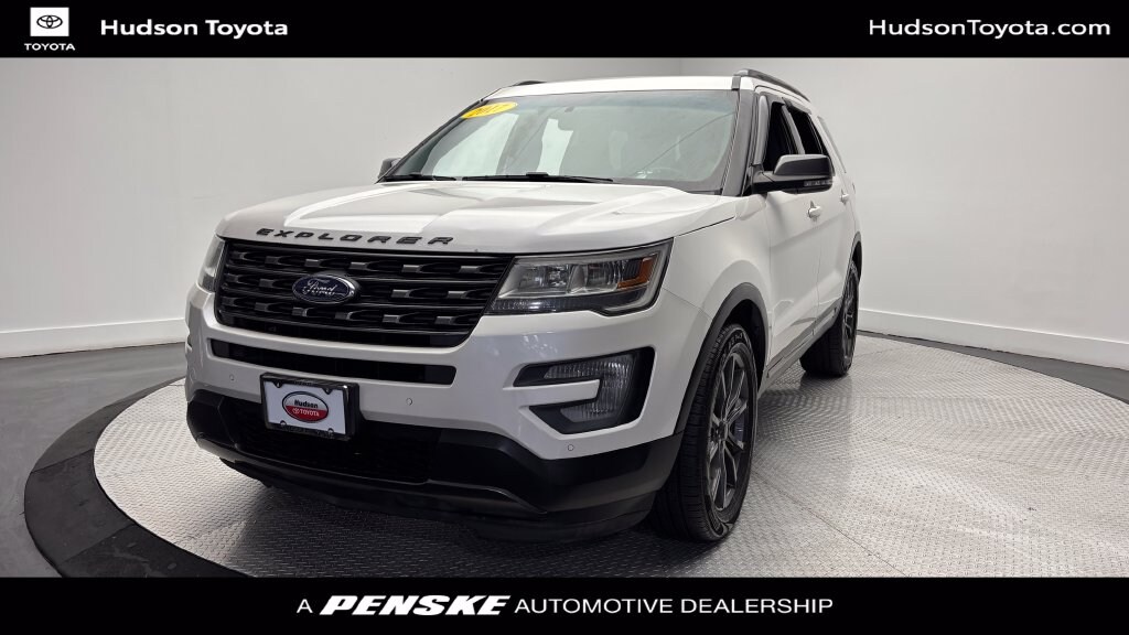 Used 2017 Ford Explorer XLT SUV