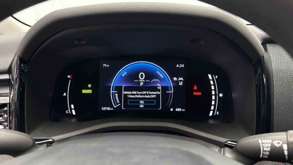2026 Toyota Camry LE - Photo 18