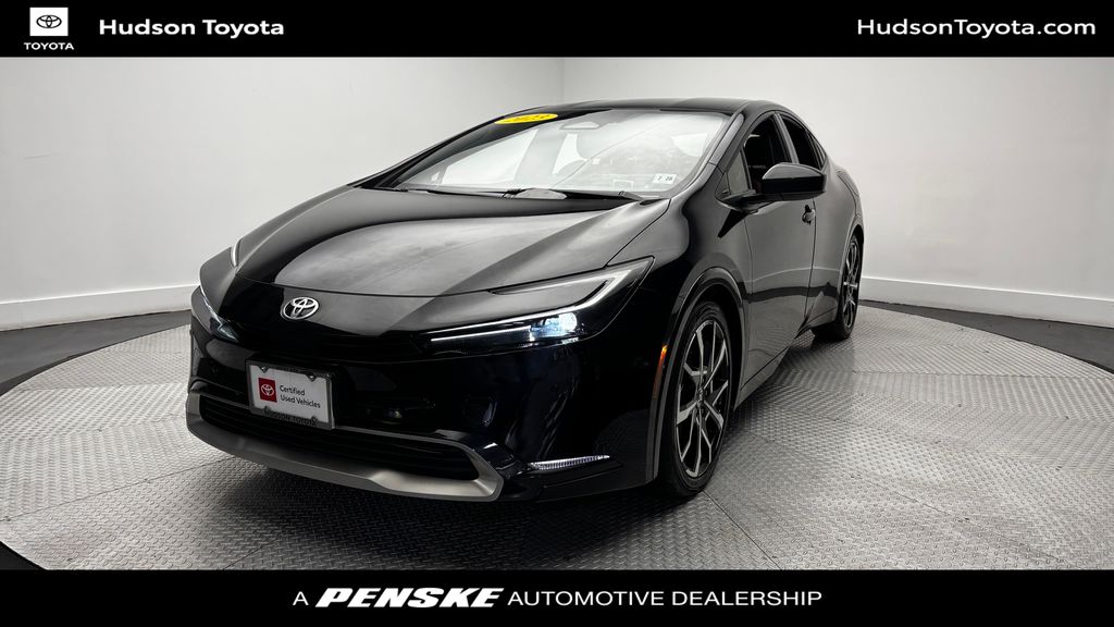  Toyota Prius Prime