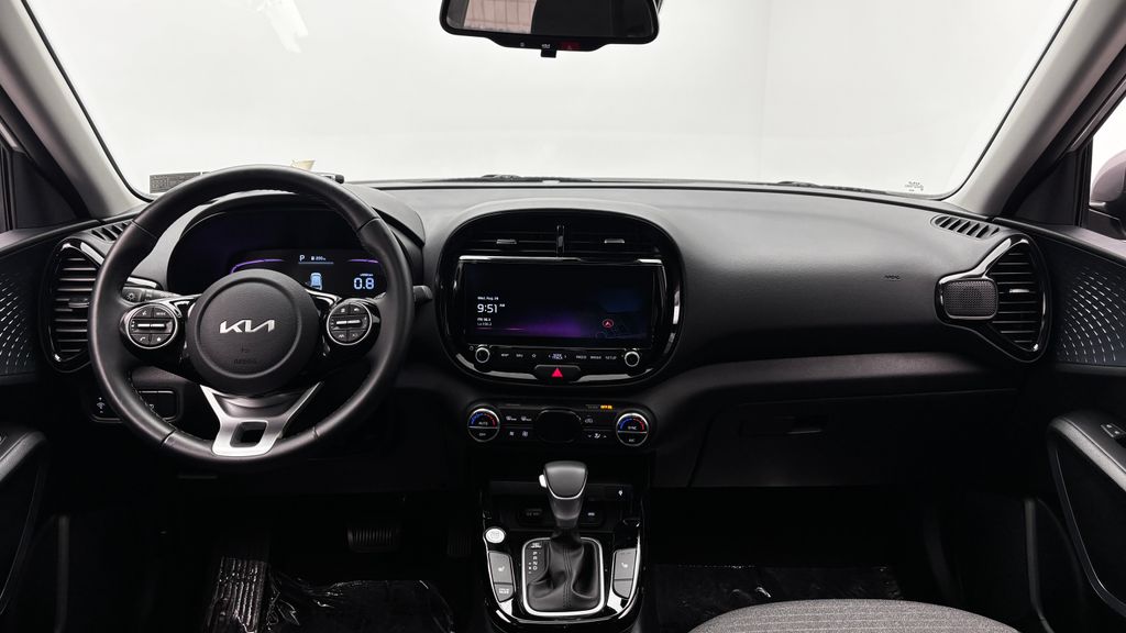 2025 Kia Soul EX - Photo 28