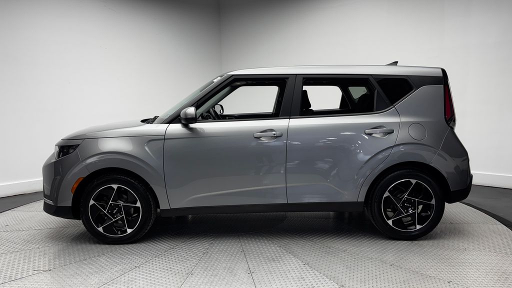 2025 Kia Soul EX - Photo 4