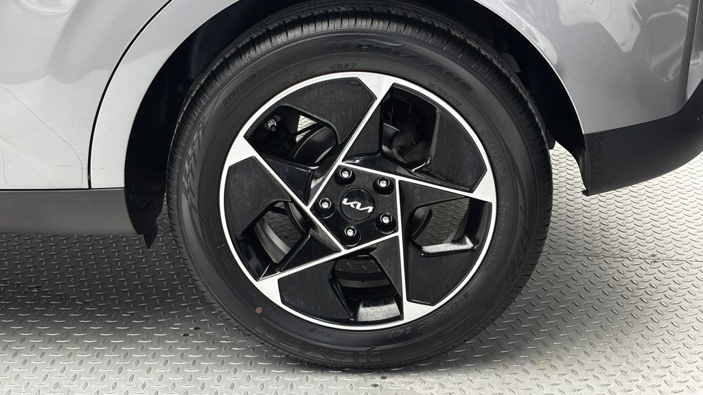 2025 Kia Soul EX - Photo 6