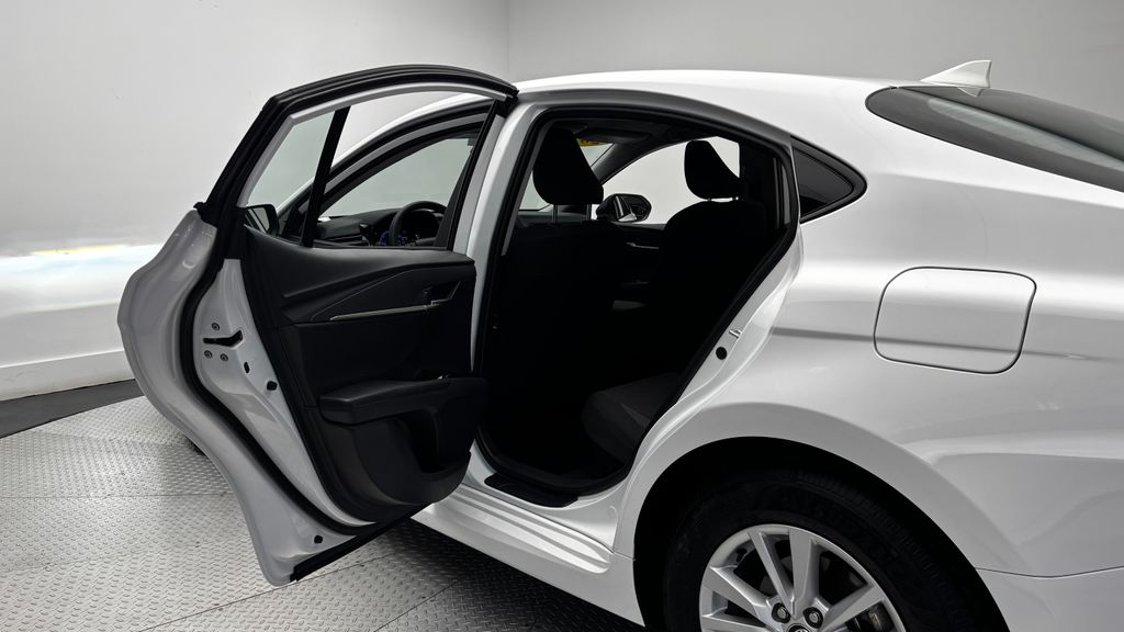 2026 Toyota Camry LE - Photo 24