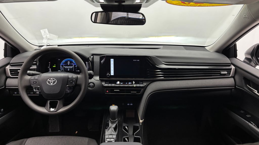 2026 Toyota Camry LE - Photo 23