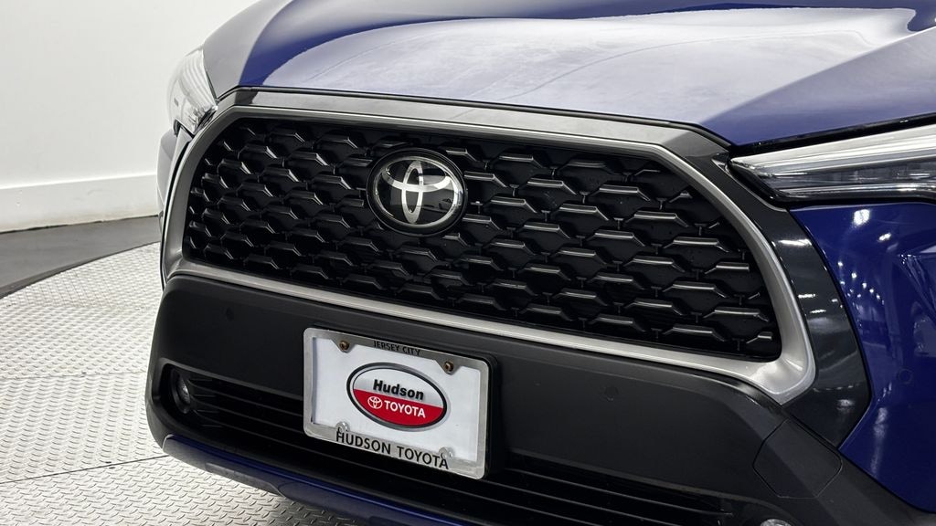 Used 2022 Toyota Corolla Cross XLE SUV