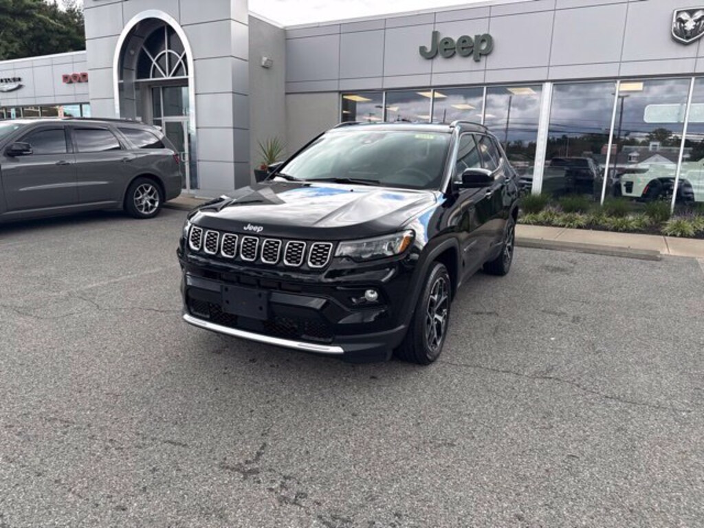 Used 2025 Jeep Compass Limited Limited 4x4