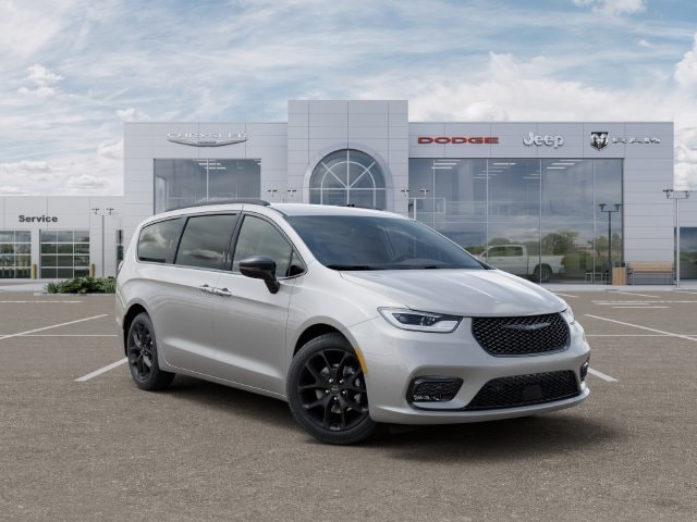 2026 Chrysler Pacifica Select - Photo 5