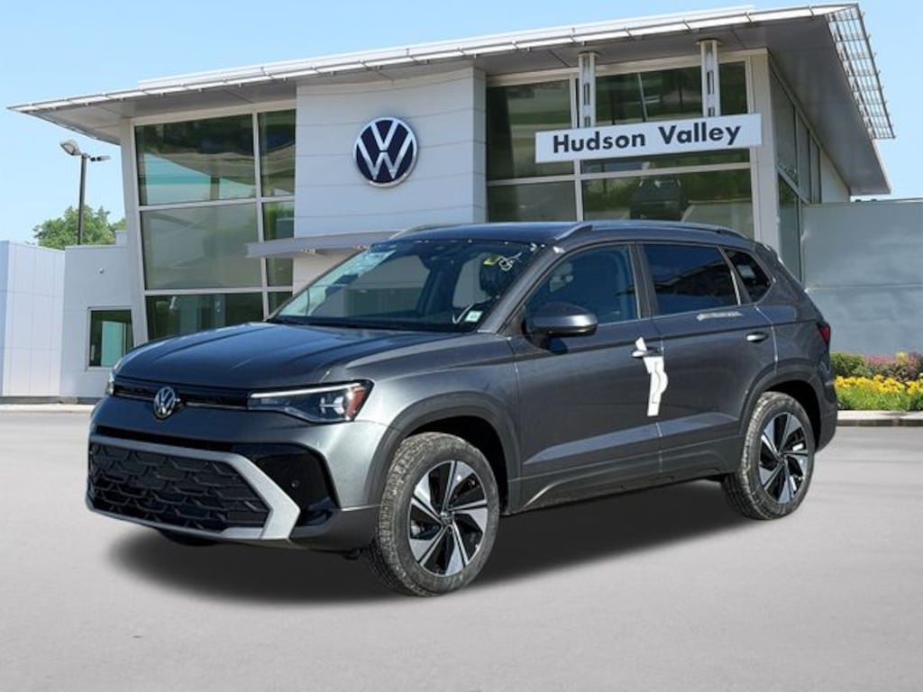 New 2026 Volkswagen Taos 1.5T SE SUV
