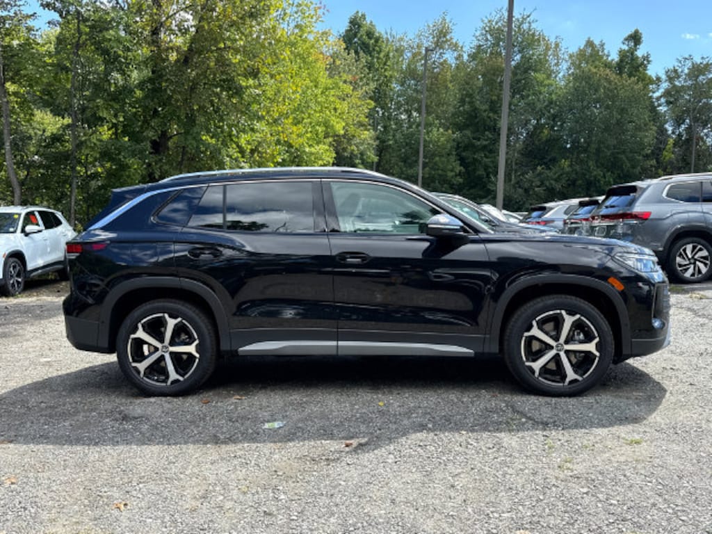 New 2026 Volkswagen Tiguan SE SUV