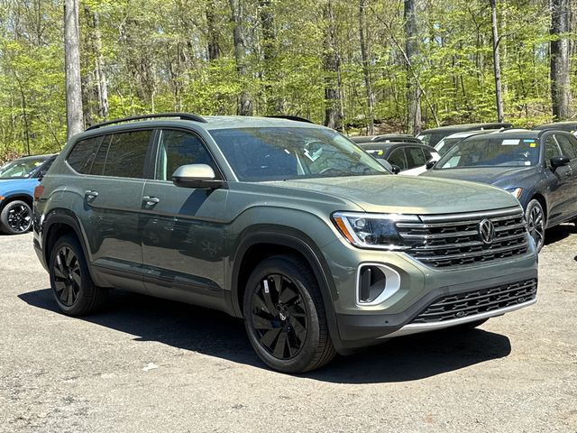 New 2026 Volkswagen Atlas SE w/Technology SUV