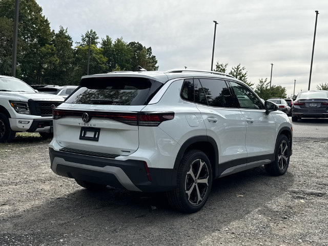 New 2026 Volkswagen Tiguan SE SUV