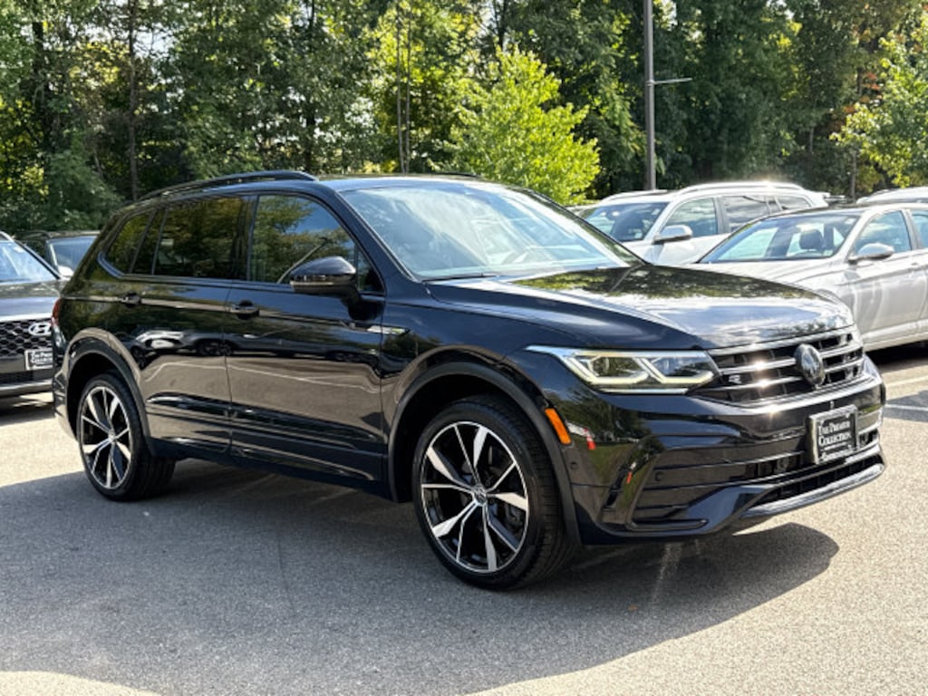 Certified 2024 Volkswagen Tiguan 2.0T SEL R-Line SUV