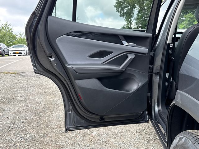 2026 Volkswagen Tiguan SE - Photo 24
