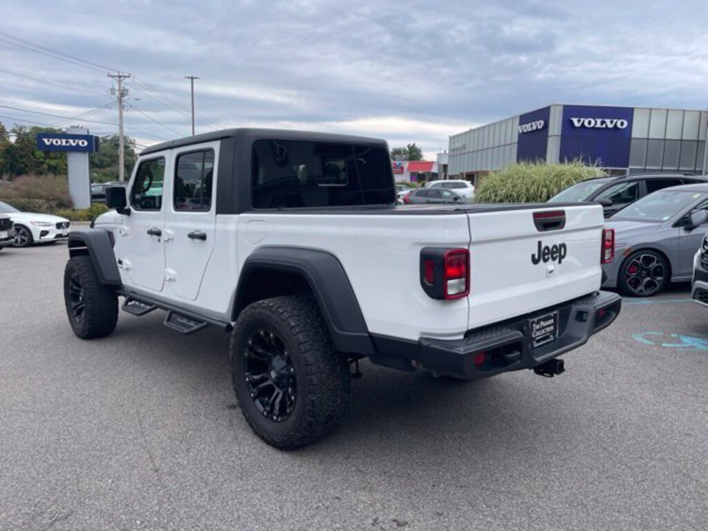 Used 2020 Jeep Gladiator Sport Truck Crew Cab