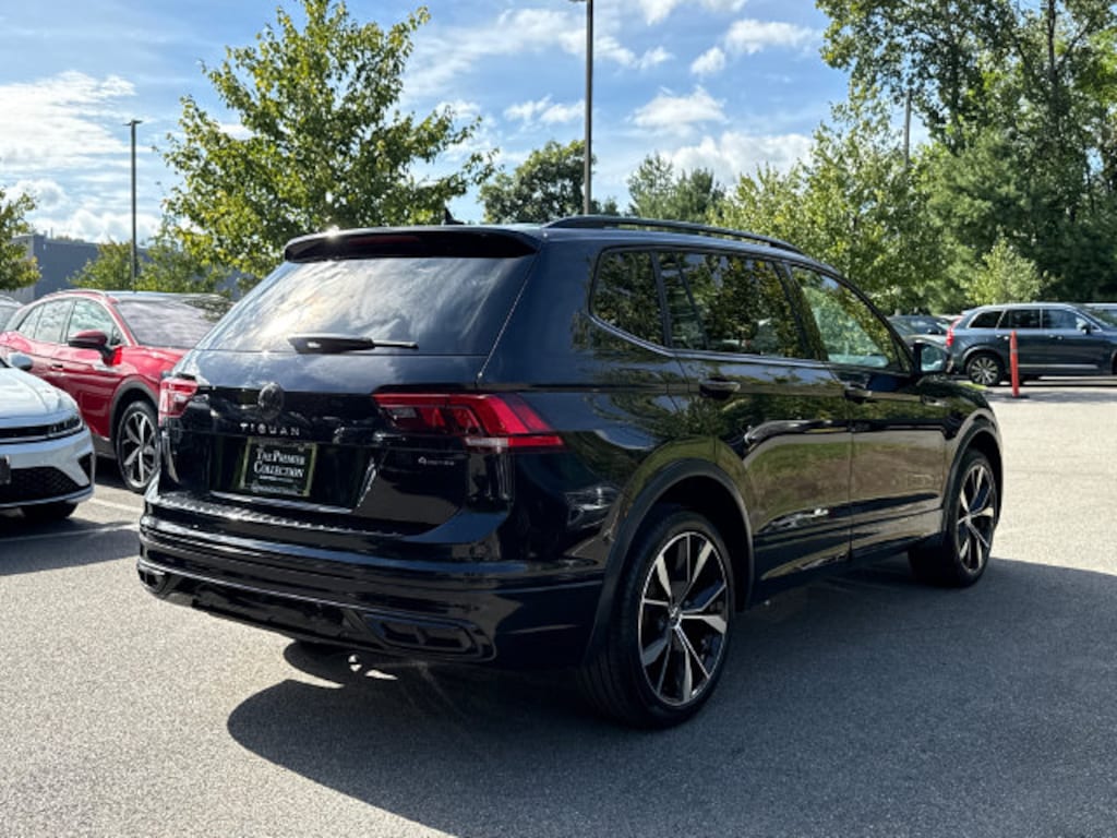 Certified 2024 Volkswagen Tiguan 2.0T SEL R-Line SUV