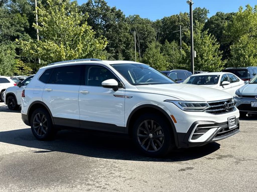 Certified 2024 Volkswagen Tiguan 2.0T SE SUV