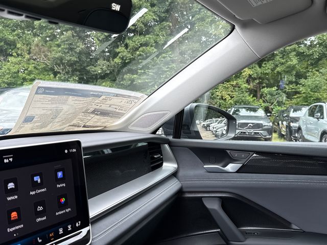 2026 Volkswagen Tiguan SE - Photo 23