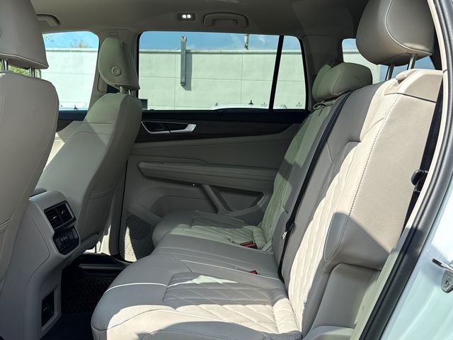 2026 Volkswagen Atlas SEL Premium R-Line - Photo 23