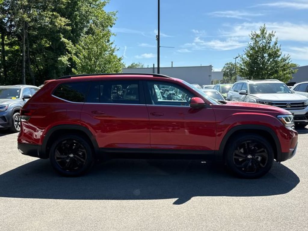 Certified 2023 Volkswagen Atlas 3.6L V6 SE w/Technology SUV