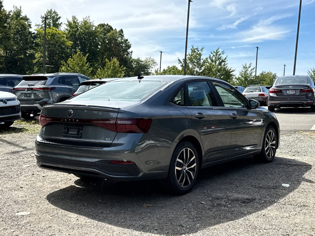 New 2027 Volkswagen Jetta 1.5T SE Sedan