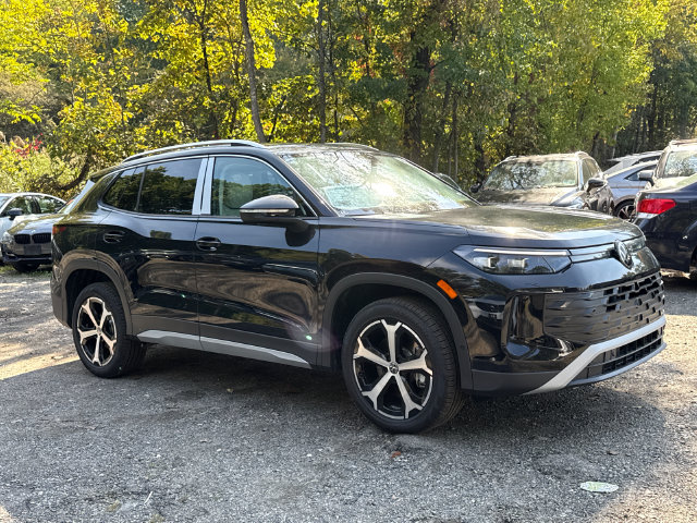 New 2026 Volkswagen Tiguan SE SUV