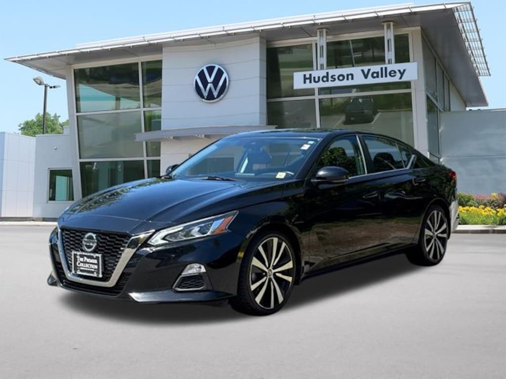 Used 2020 Nissan Altima 2.0 SR Sedan