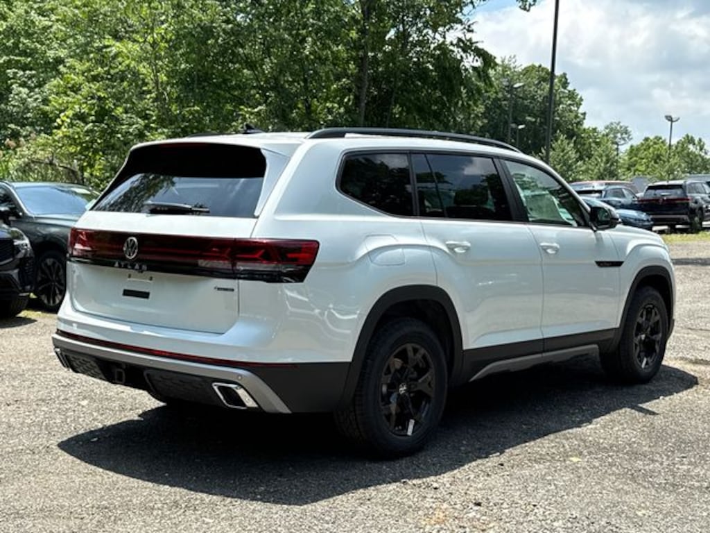 New 2026 Volkswagen Atlas Peak Edition SUV