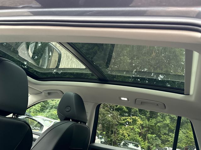 2026 Volkswagen Tiguan SE - Photo 25