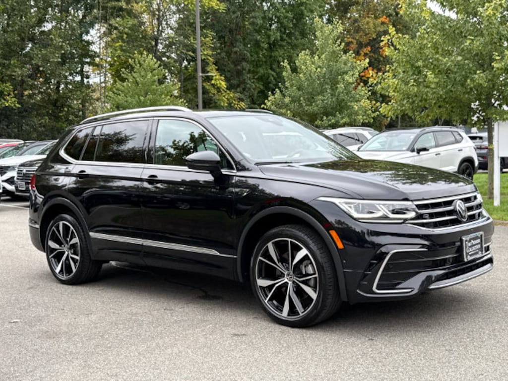 Certified 2024 Volkswagen Tiguan 2.0T SEL R-Line SUV