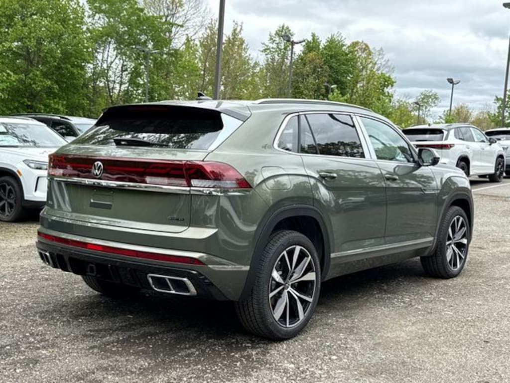 New 2026 Volkswagen Atlas Cross Sport SEL Premium R-Line SUV
