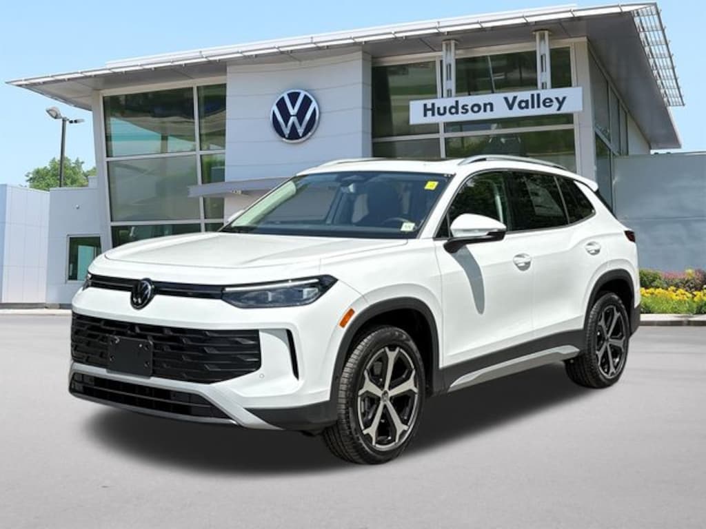 New 2026 Volkswagen Tiguan SE SUV