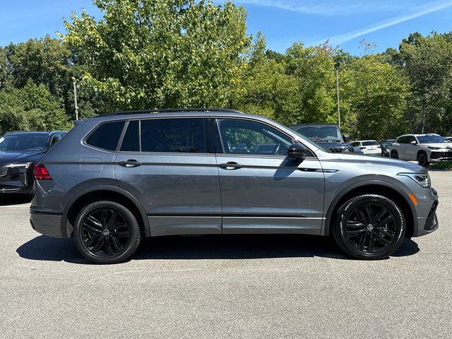 Certified 2022 Volkswagen Tiguan 2.0T SE R-Line Black SUV