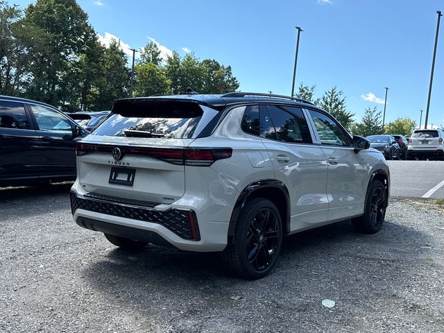 New 2026 Volkswagen Tiguan SE R-Line Black SUV